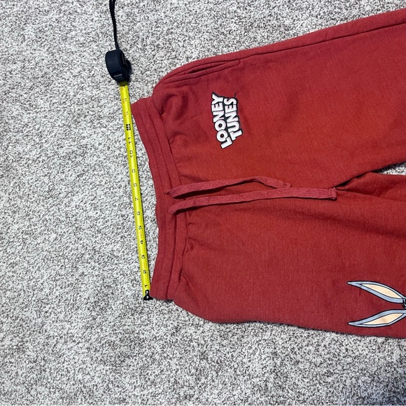 Looney Tunes Graphic Jogger Sweatpants Bugs Bunny Tweety Maroon medium classic - Picture 6 of 7